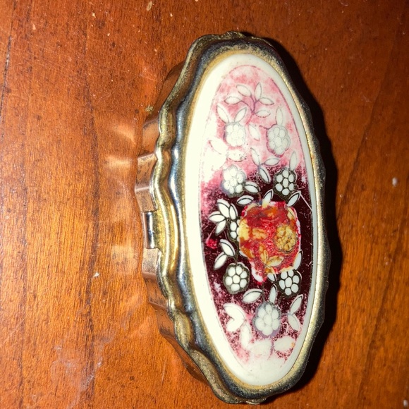 Portable ashtray - Picture 3 of 5